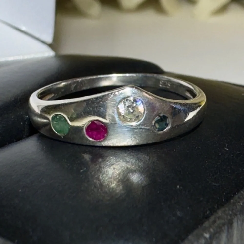 Vintage Handmade Custom Made Ring with Genuine Ruby, Sapphire, & Emerald! 925 - Picture 5 of 15